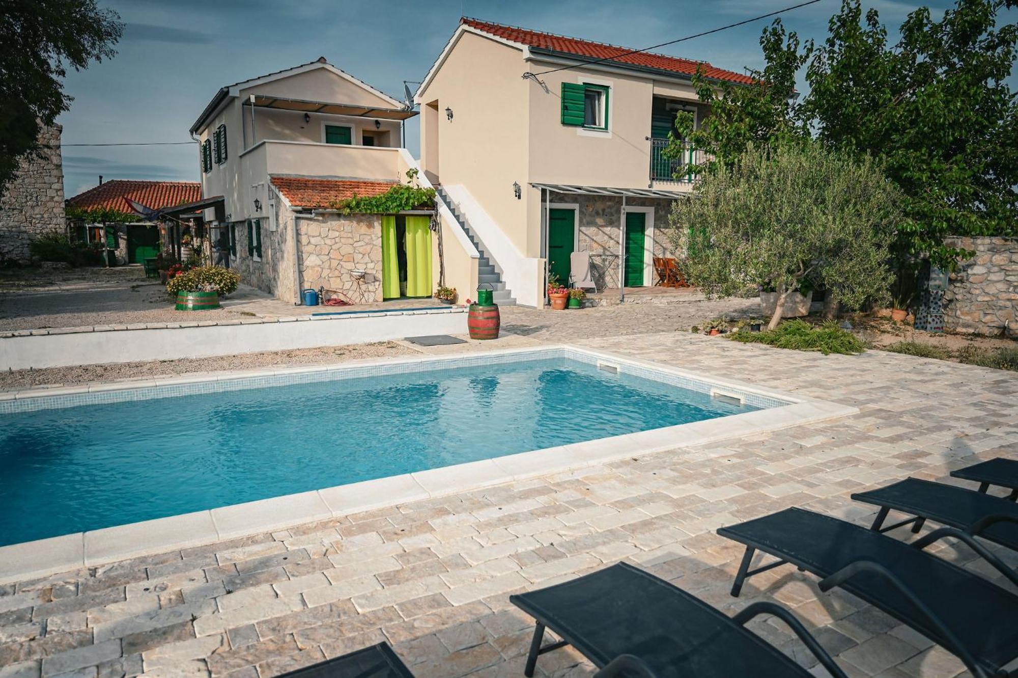Marcelovi Dvori Bed & Breakfast Pirovac Exterior foto